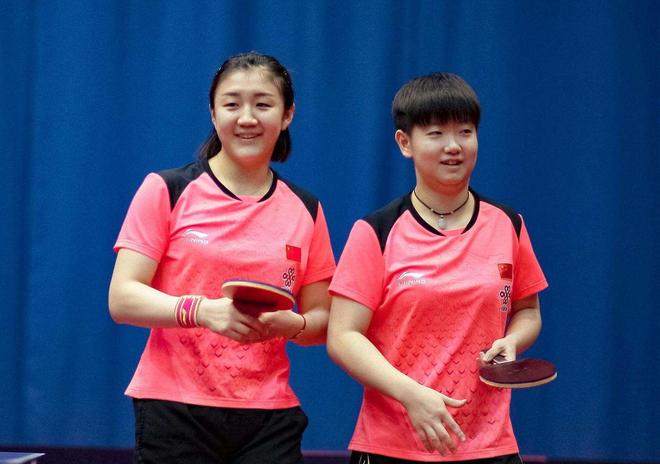 公众人物的 公众人物的